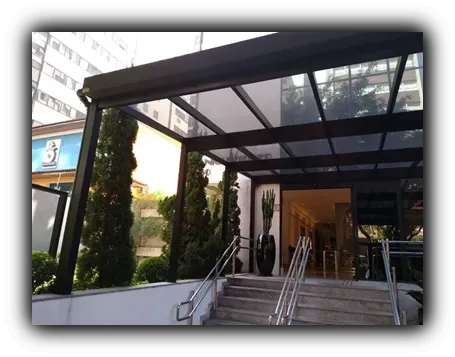 Fabricação de Coberturas de Vidro Laminado